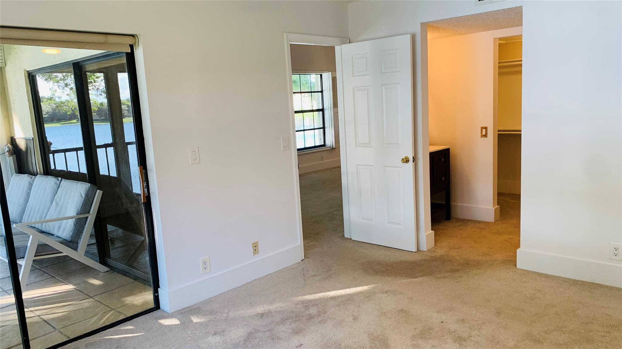 Lake Windwood Condo 01-14 - Residential Lease
