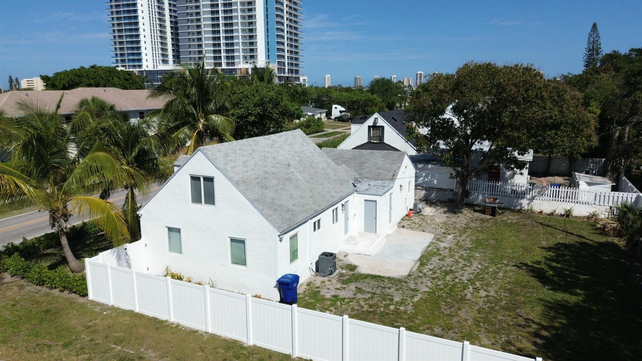 87 Silver Beach Road A