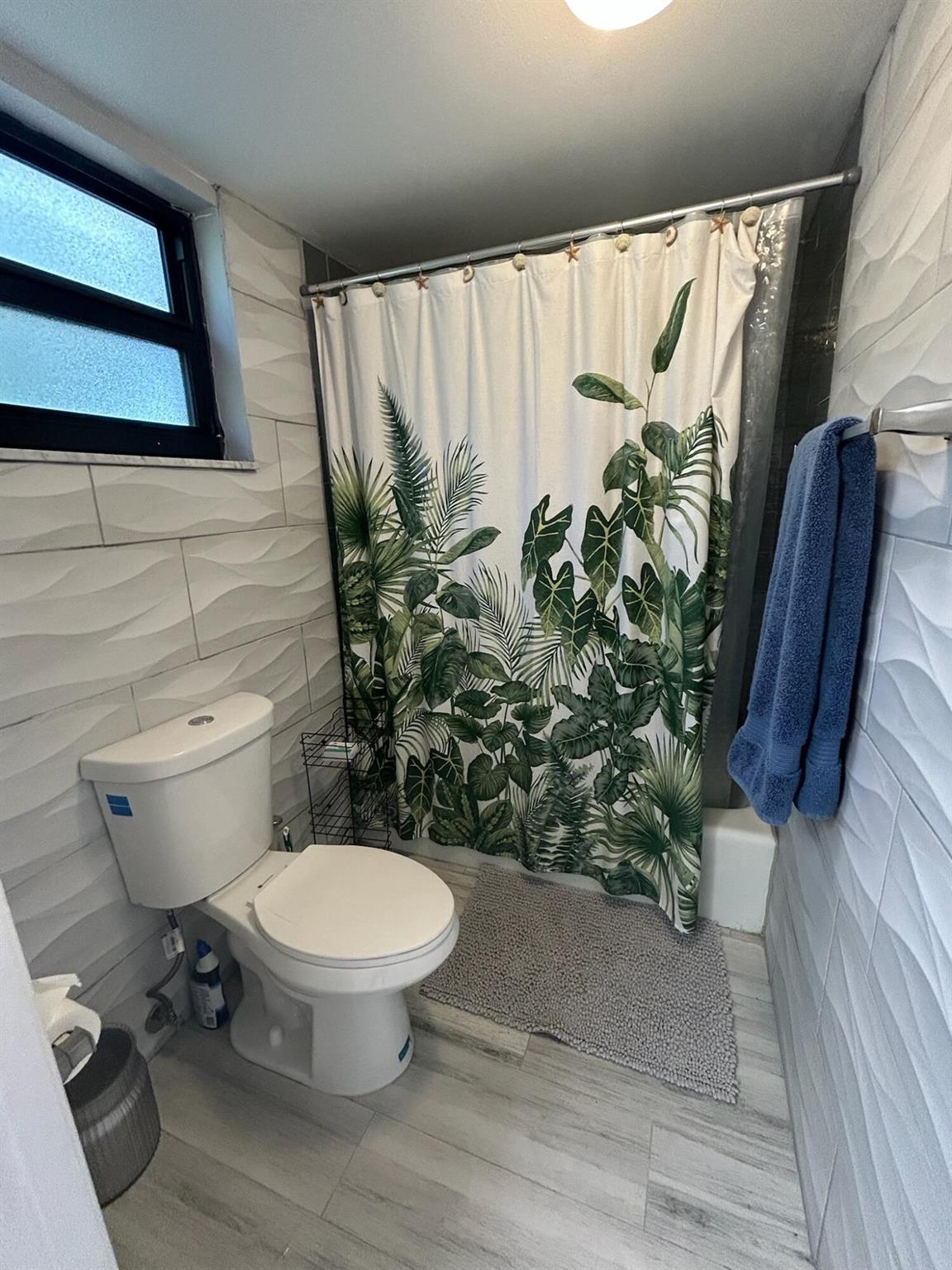 BAGATTELLE CONDO - Residential Lease