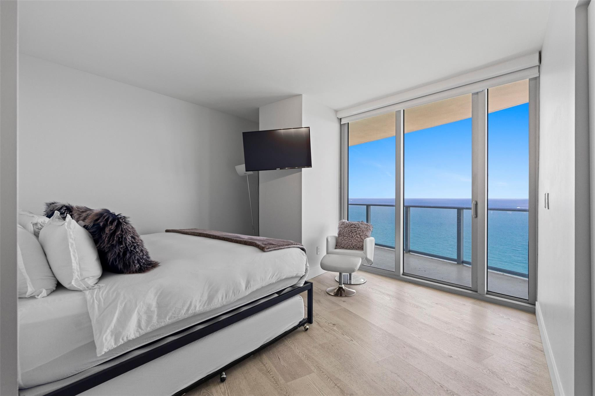 Lyfe Beach Resort - Residential