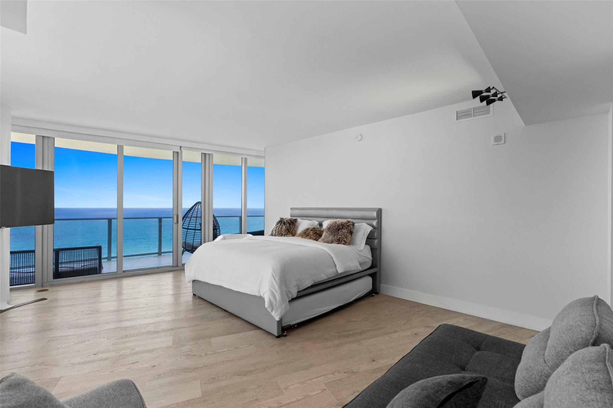 Lyfe Beach Resort - Residential