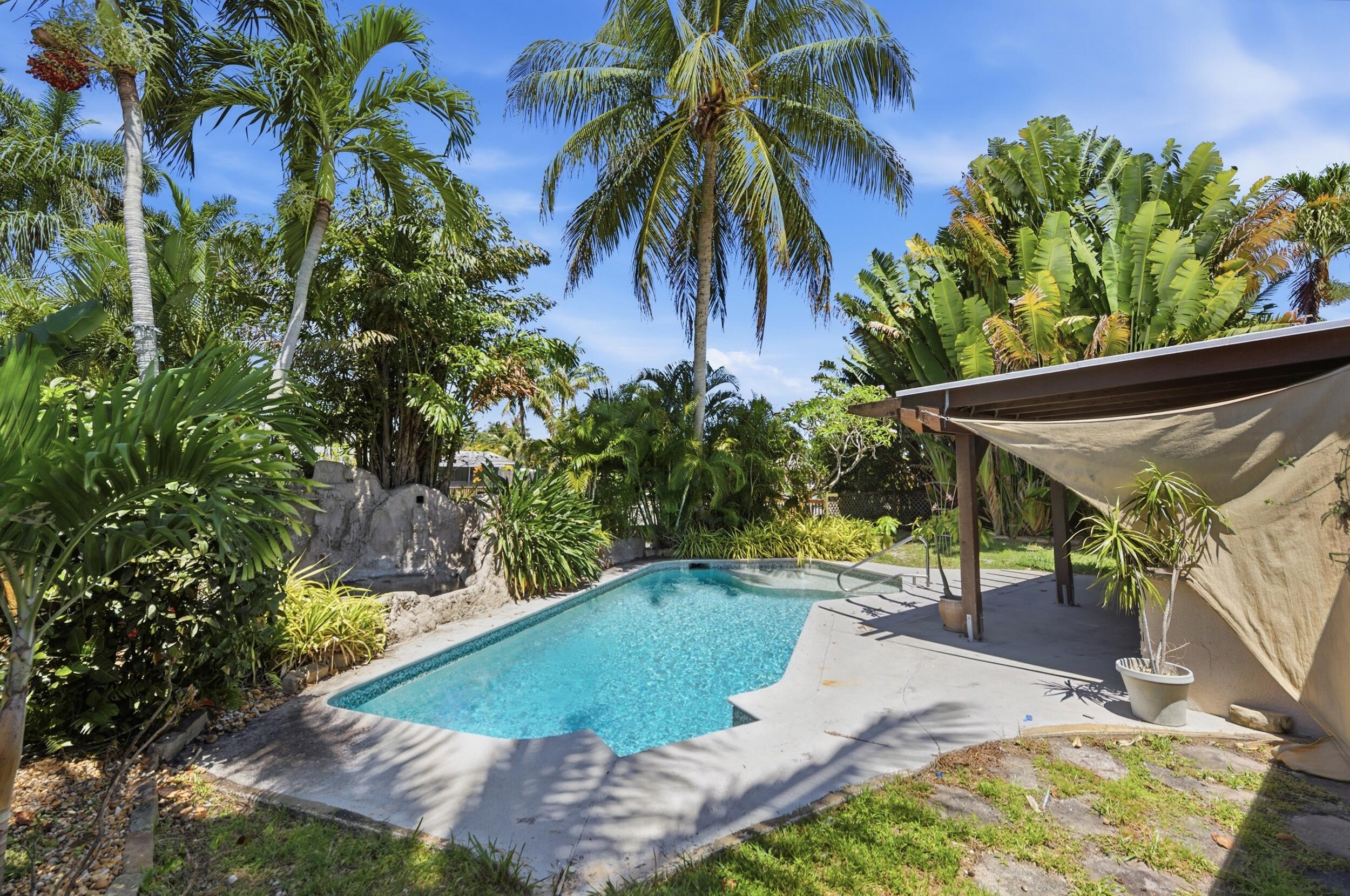 LAUDERDALE ISLES NO 2 - Residential