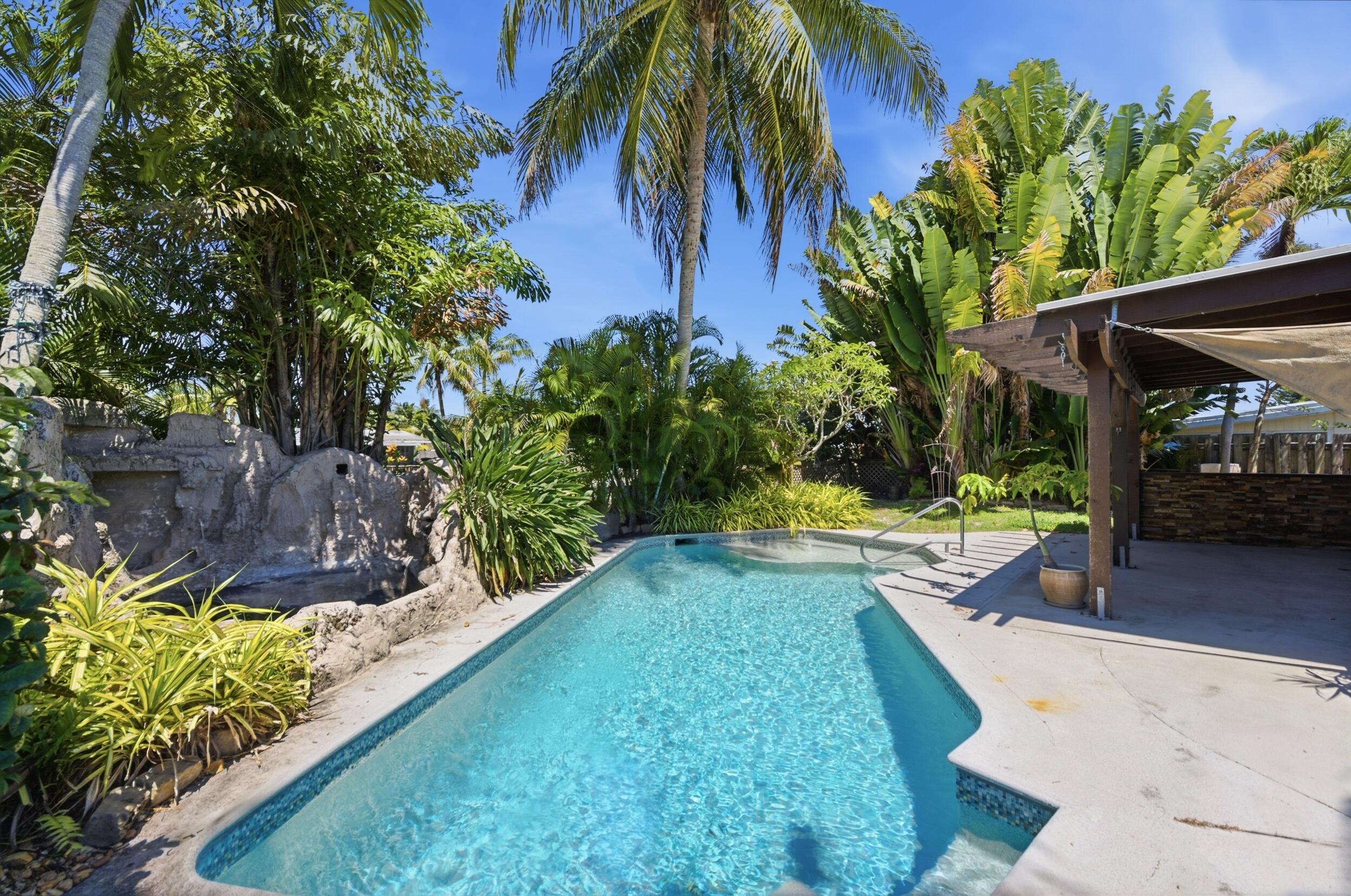 LAUDERDALE ISLES NO 2 - Residential