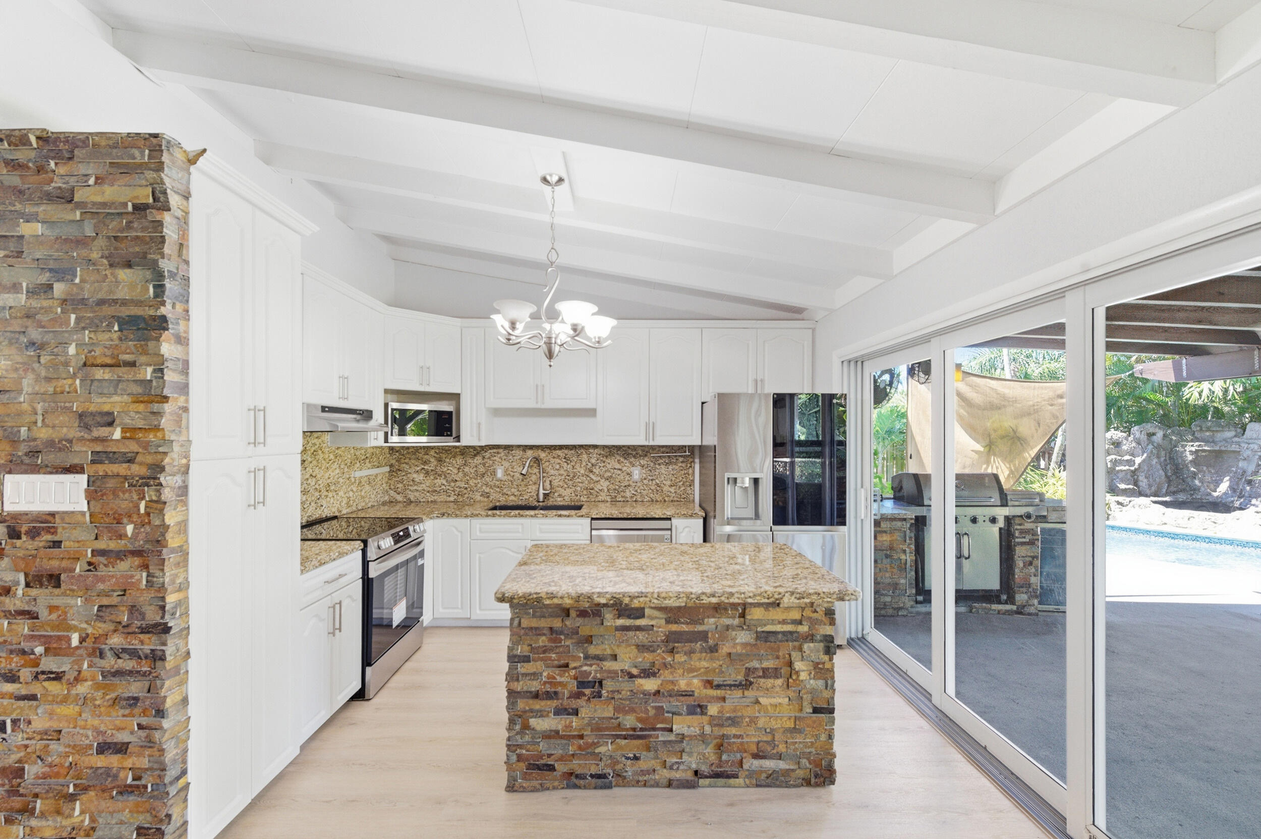 LAUDERDALE ISLES NO 2 - Residential