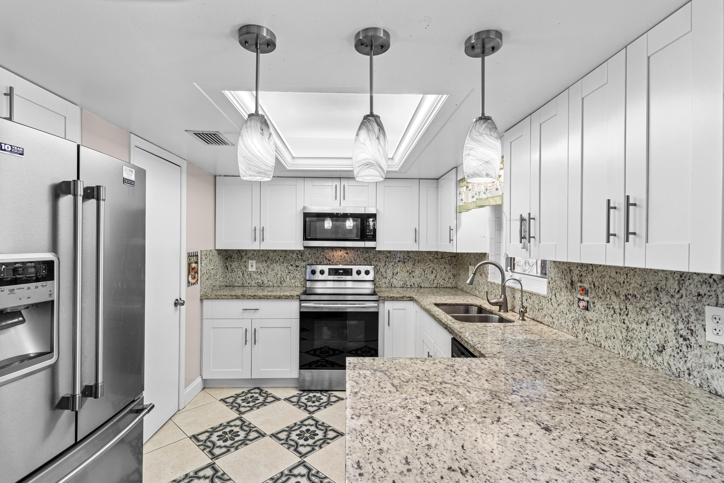 PORT ST LUCIE SECTION 1 - Residential