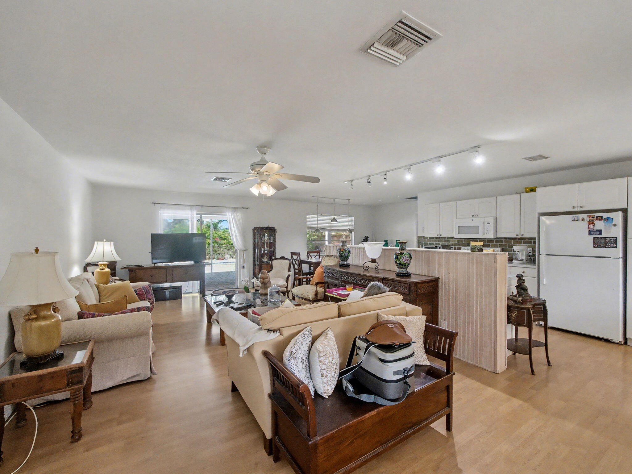 394 Evergreen Avenue