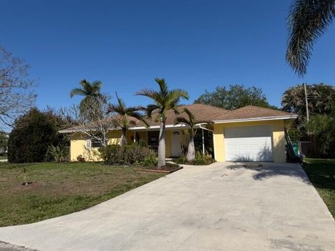 394 Evergreen Avenue Tequesta FL 33469