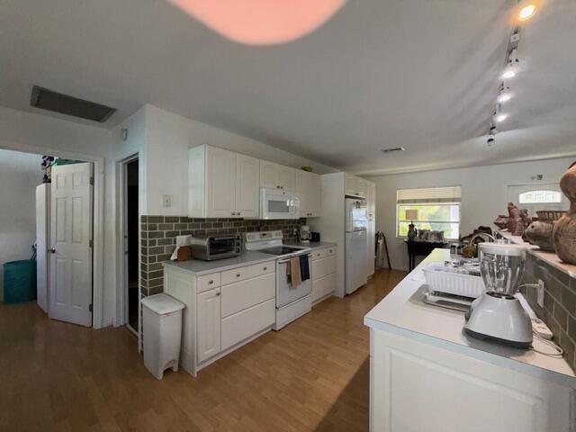 Jupiter in the Pines - Residential