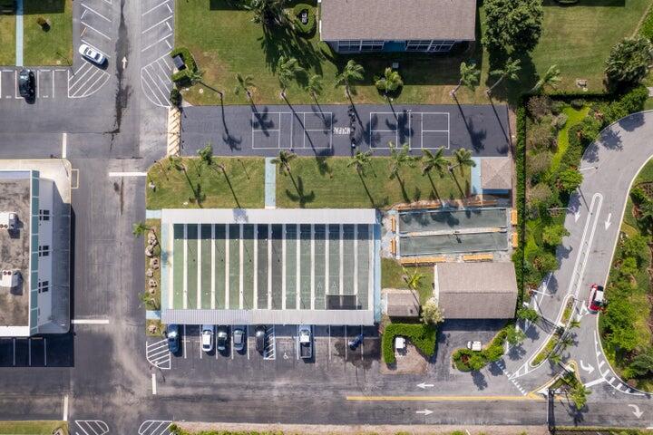 STERLING VILLAGE 340 COND - Residential Lease