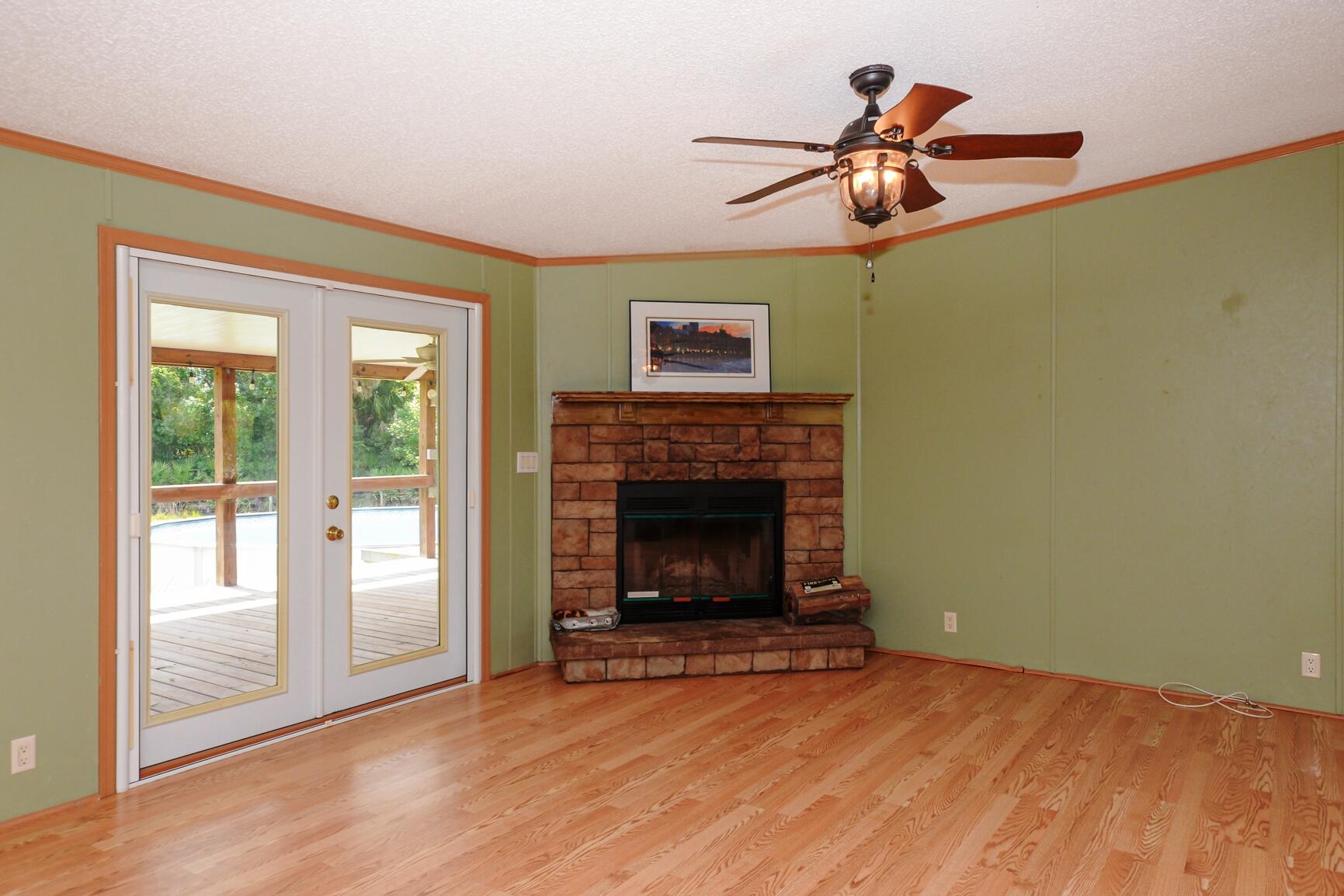 63000 Western Agricultura - Residential