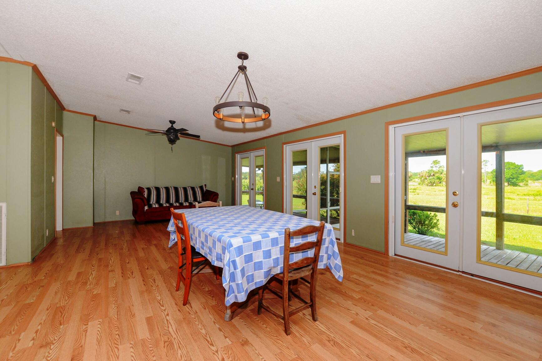 63000 Western Agricultura - Residential