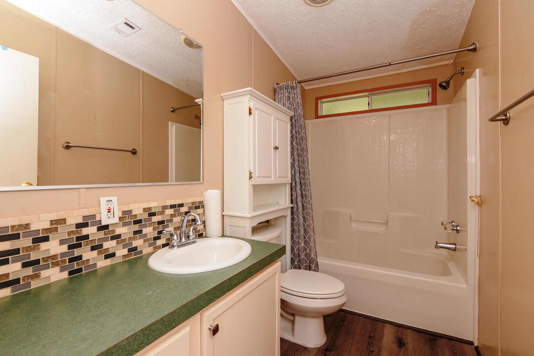 63000 Western Agricultura - Residential