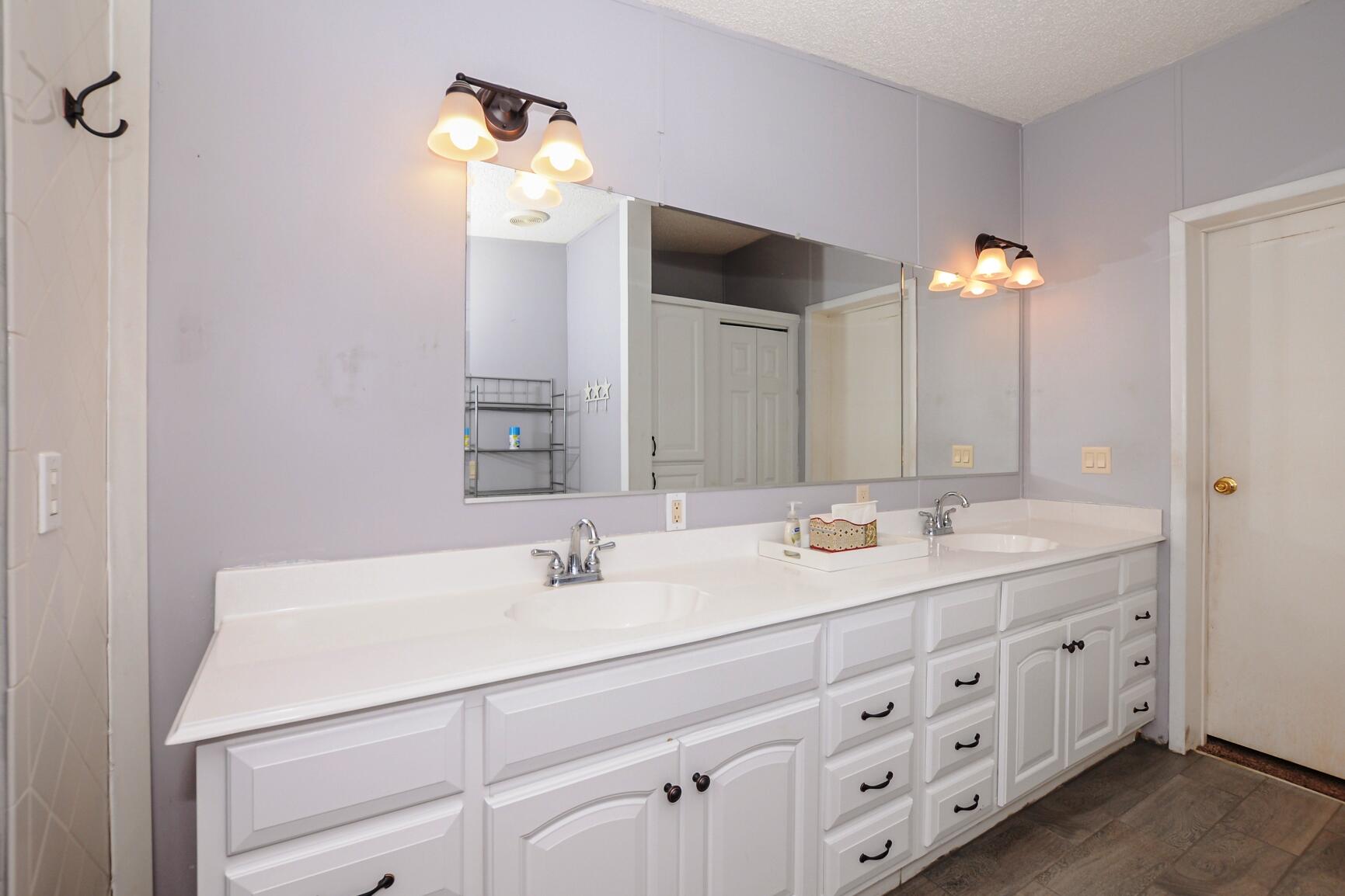 63000 Western Agricultura - Residential