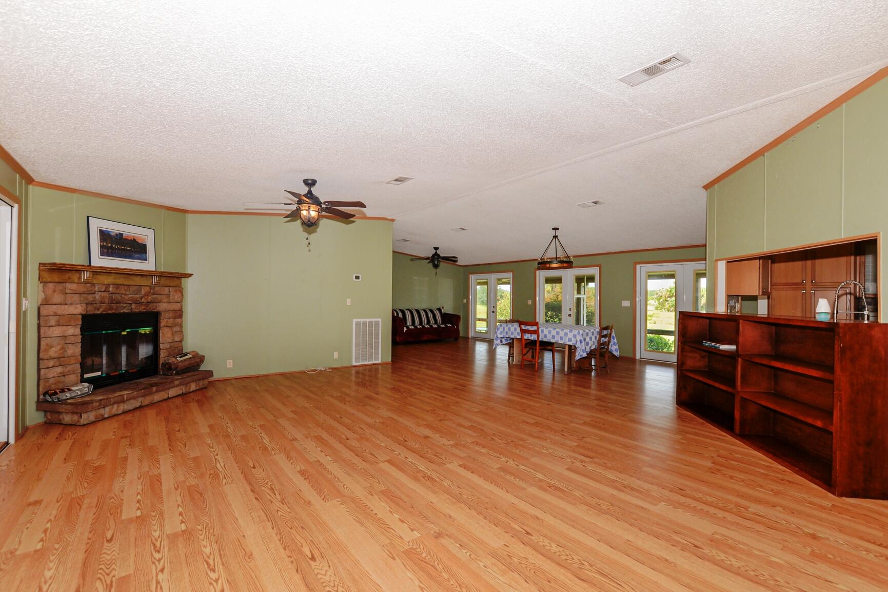 63000 Western Agricultura - Residential