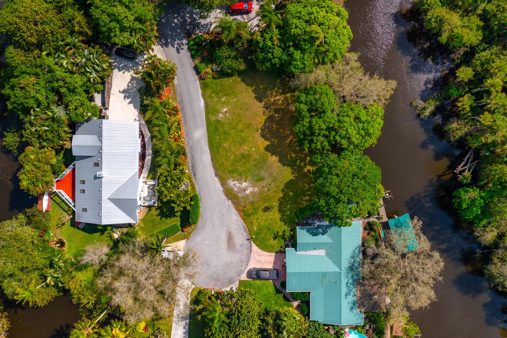 Photo of 286 SE Cardinal Trail, Stuart, FL 34997 (MLS # R10959820)