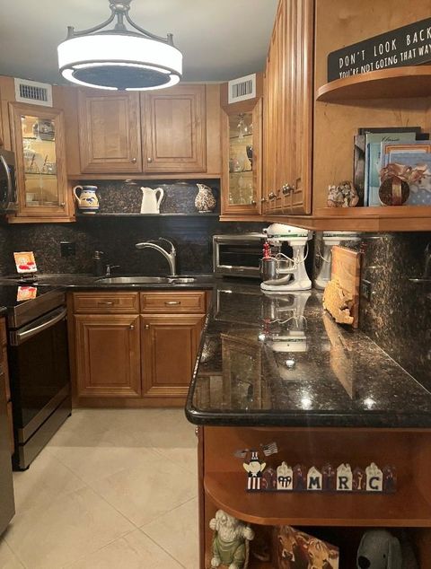 284 Grantham F 284 Deerfield Beach FL 33442