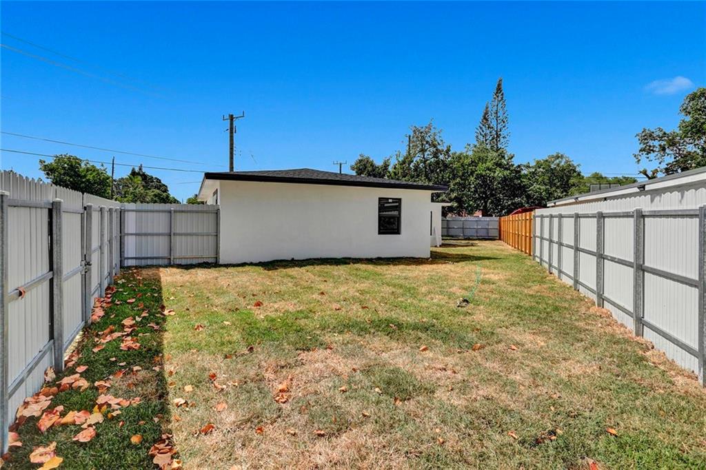 BEVERLY PARK - Residential