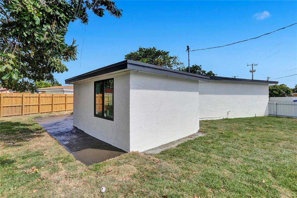 BEVERLY PARK - Residential