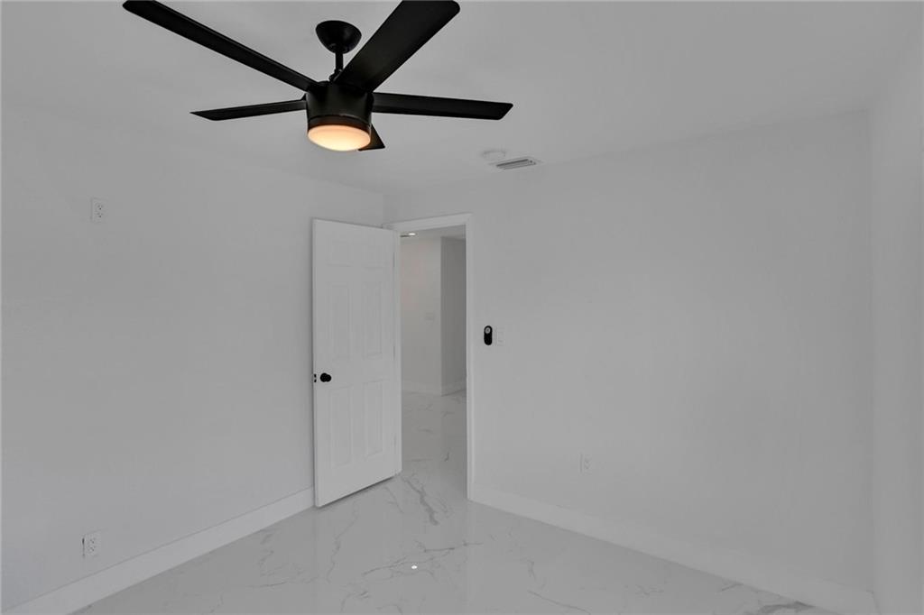 BEVERLY PARK - Residential