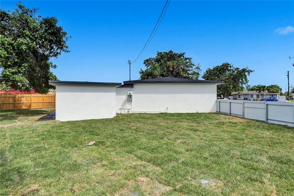 BEVERLY PARK - Residential