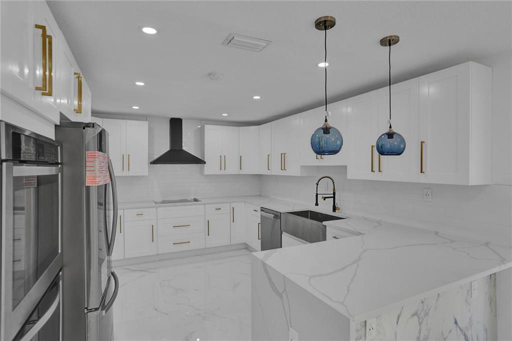 BEVERLY PARK - Residential