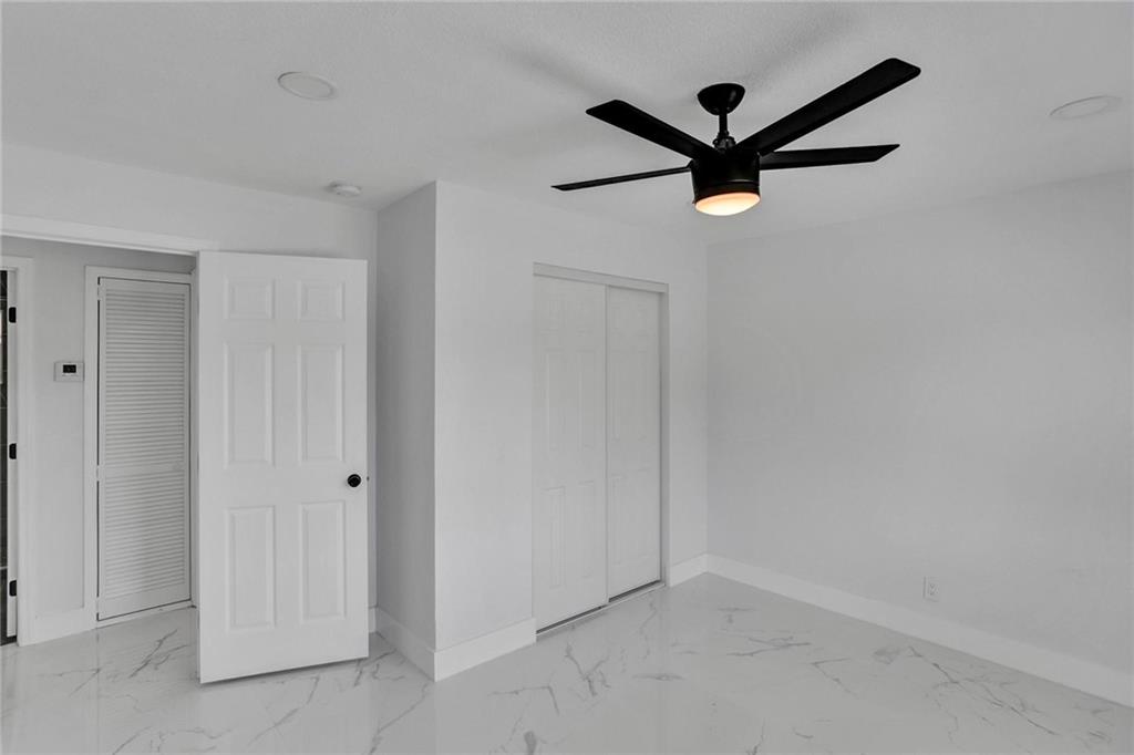 BEVERLY PARK - Residential