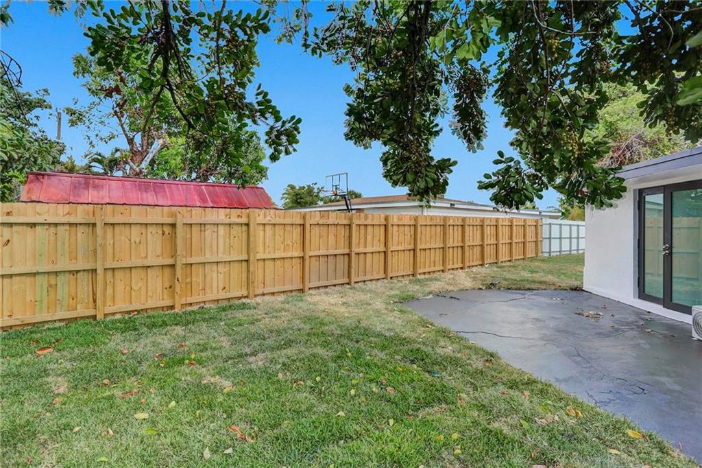 BEVERLY PARK - Residential