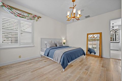 Tiny photo for 208 Glacier Street, Palm Beach Gardens, FL 33410 (MLS # B26036735)
