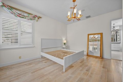 Tiny photo for 208 Glacier Street, Palm Beach Gardens, FL 33410 (MLS # B26036735)