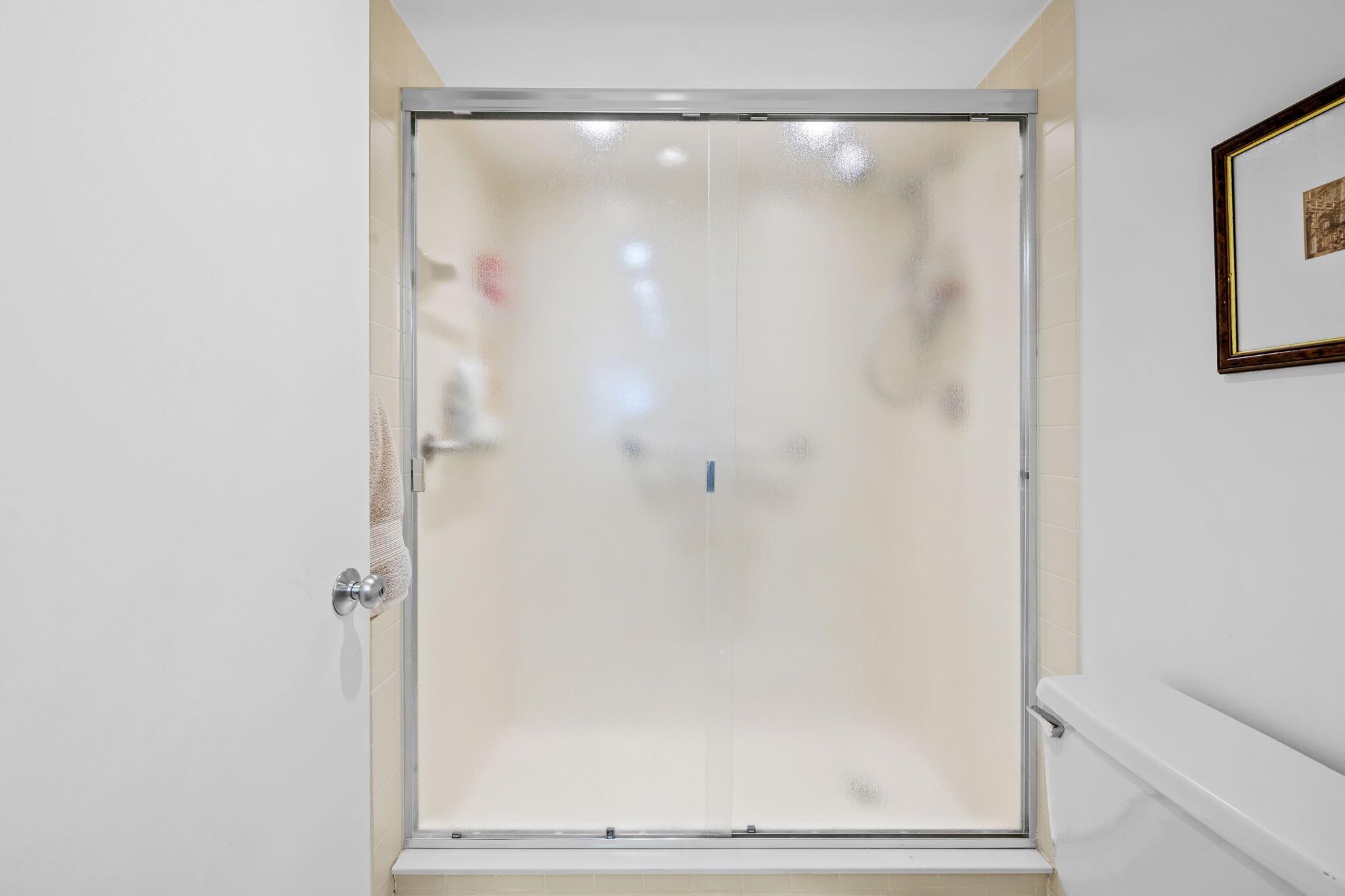 CORONADO AT HIGHLAND BEAC - Residential Lease