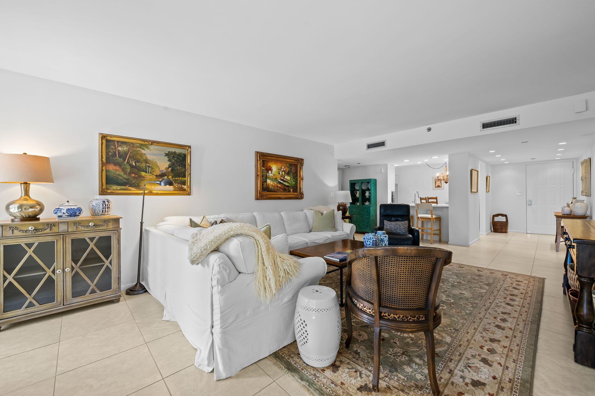 CORONADO AT HIGHLAND BEAC - Residential Lease