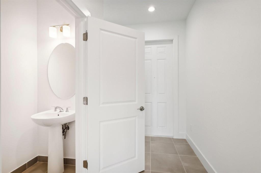 DEERFIELD CROSSING - Residential