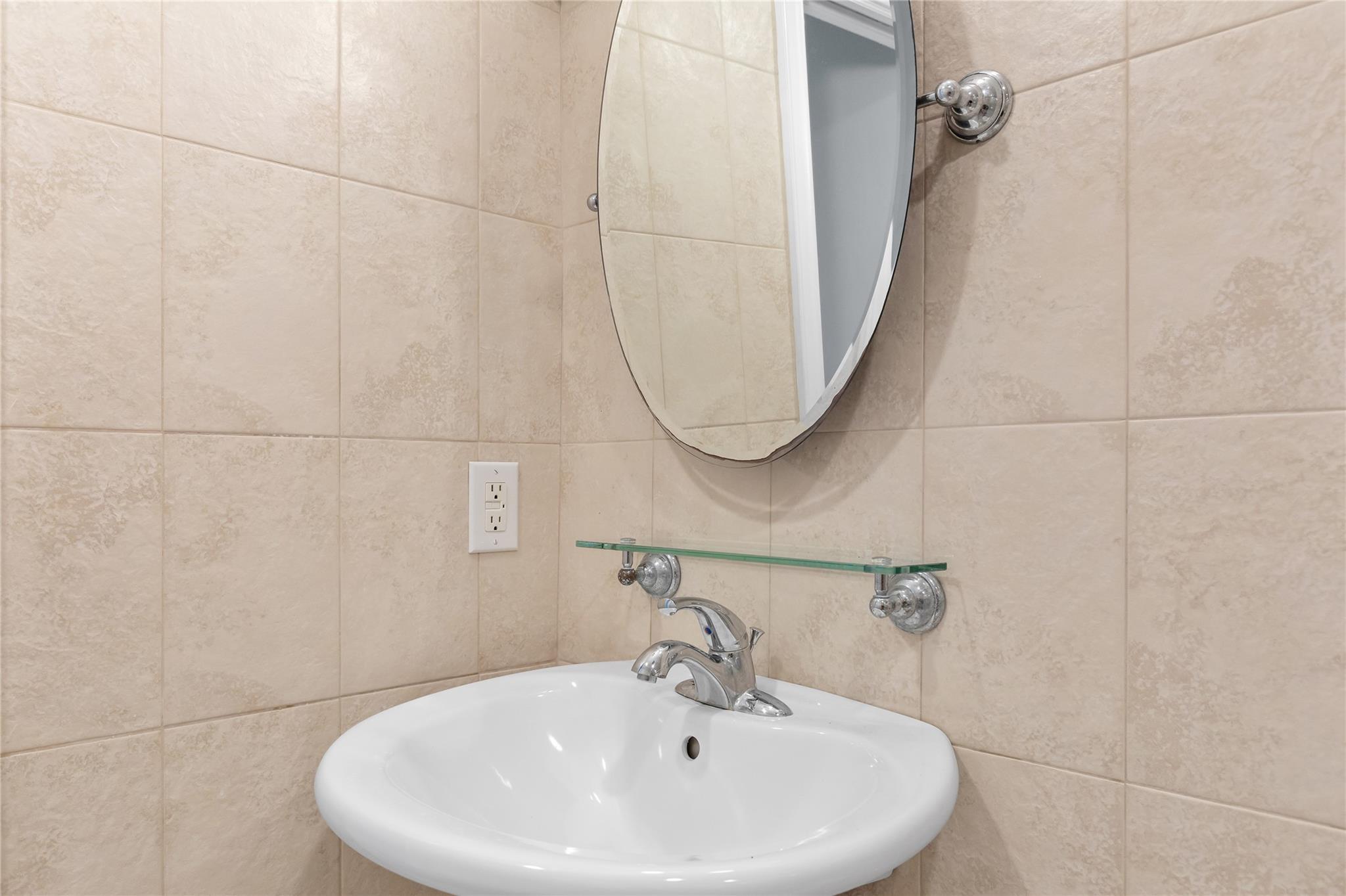 Garden-Aire Village - Residential Lease