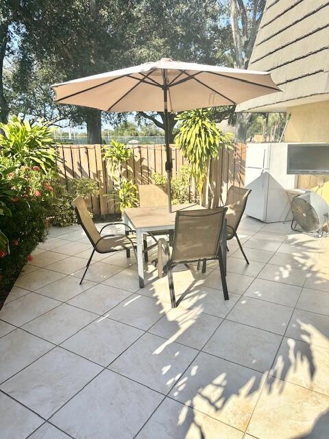 VILLAGE OF SANDALWOOD LAK - Residential