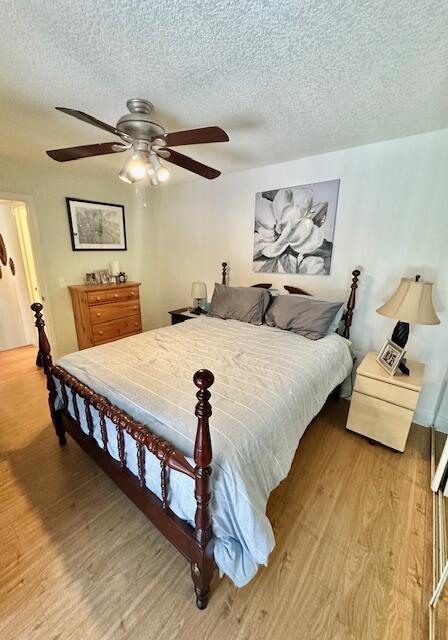 VILLAGE OF SANDALWOOD LAK - Residential