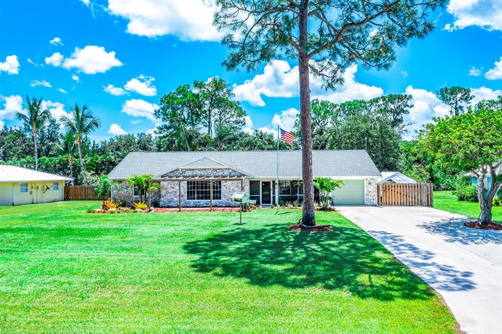 Photo of 1580 SW Wildcat Trail, Stuart, FL 34997 (MLS # R10740229)