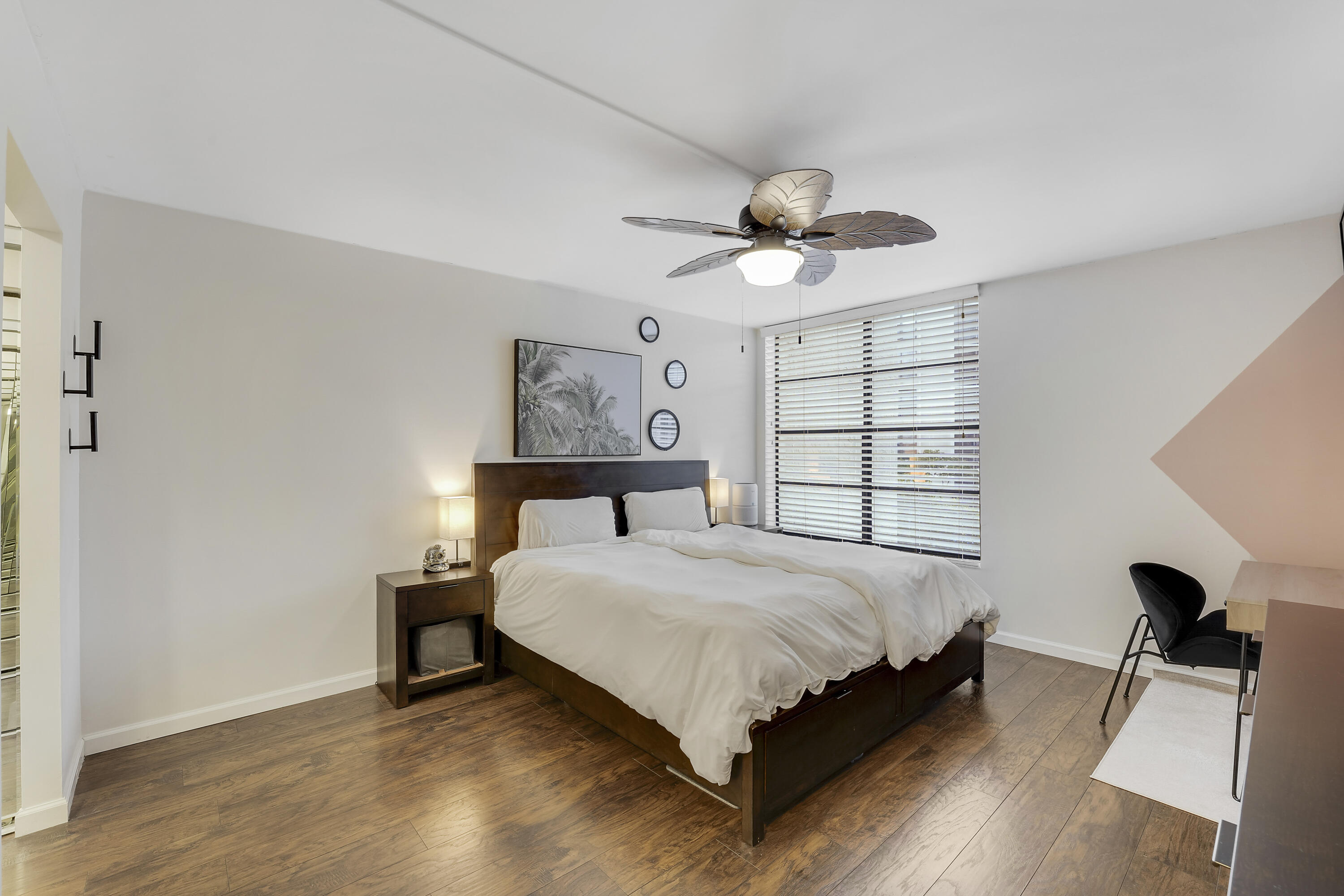 20 Royal Palm Way 204