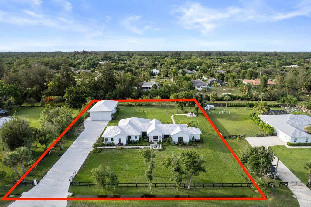 Photo of 9339 154th Road N, Jupiter, FL 33478 (MLS # R10997097)