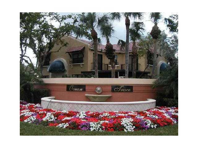 UNO LAGO - Residential Lease