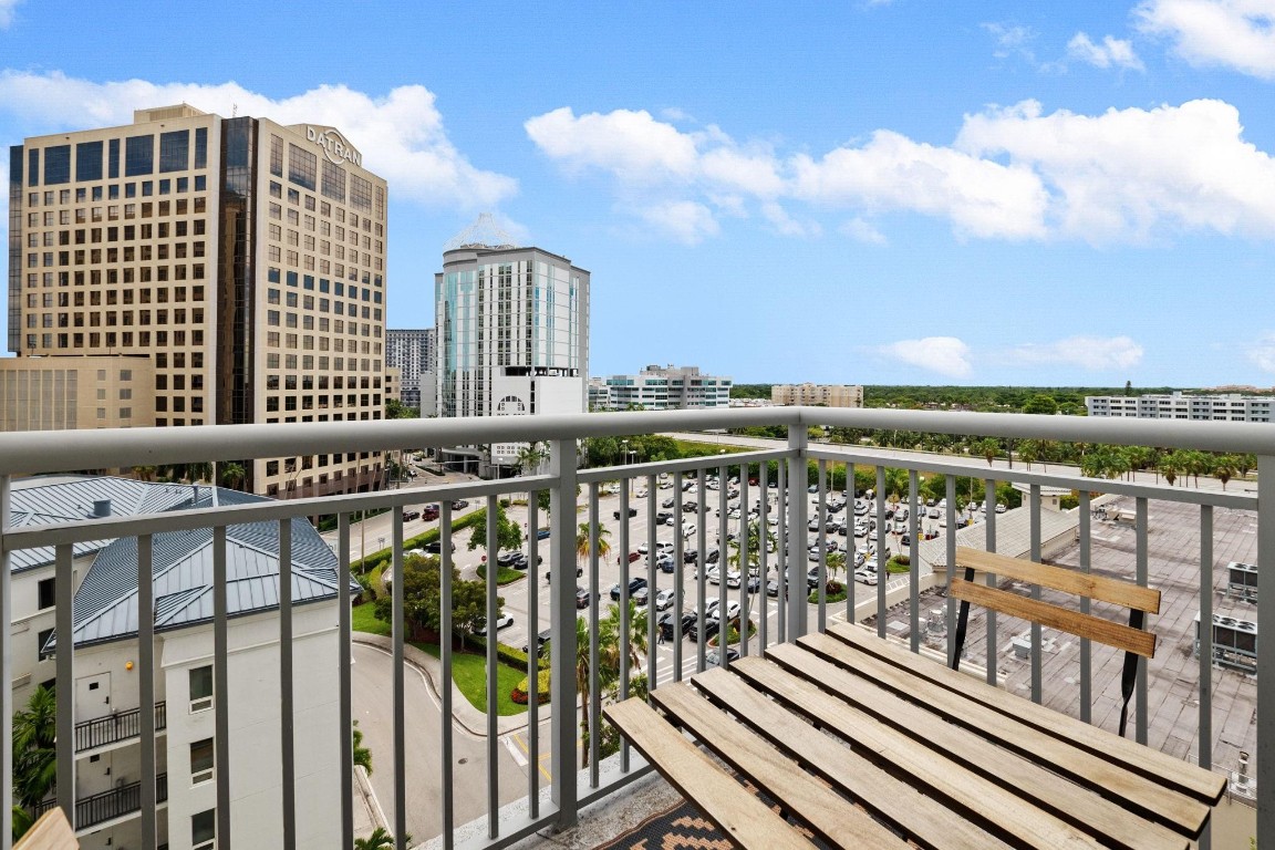 METROPOLIS II - Residential