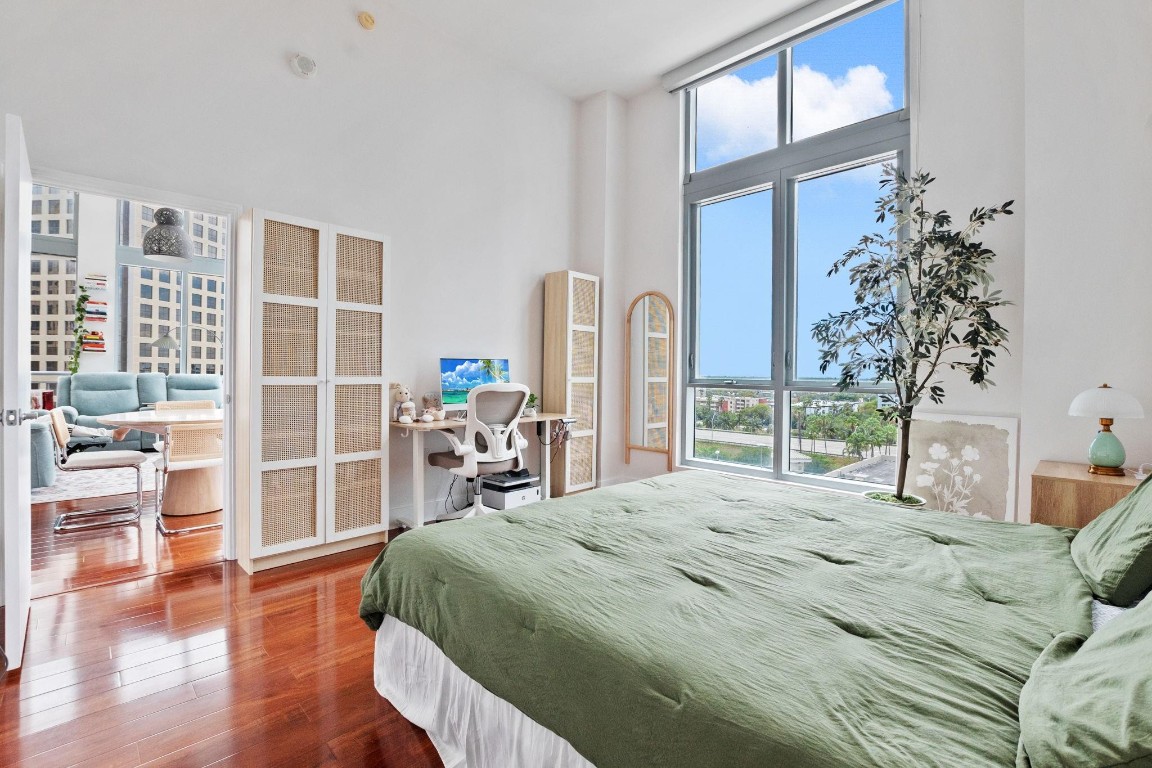 METROPOLIS II - Residential