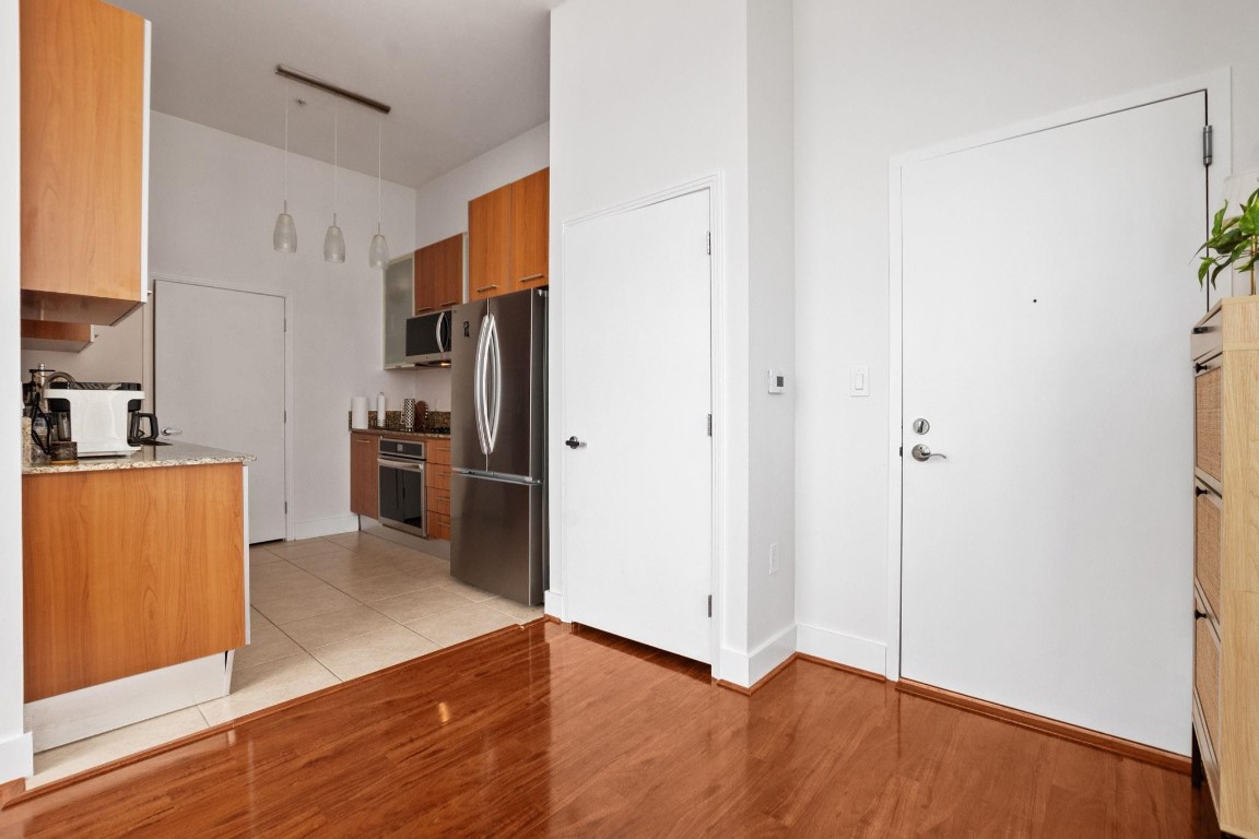 METROPOLIS II - Residential