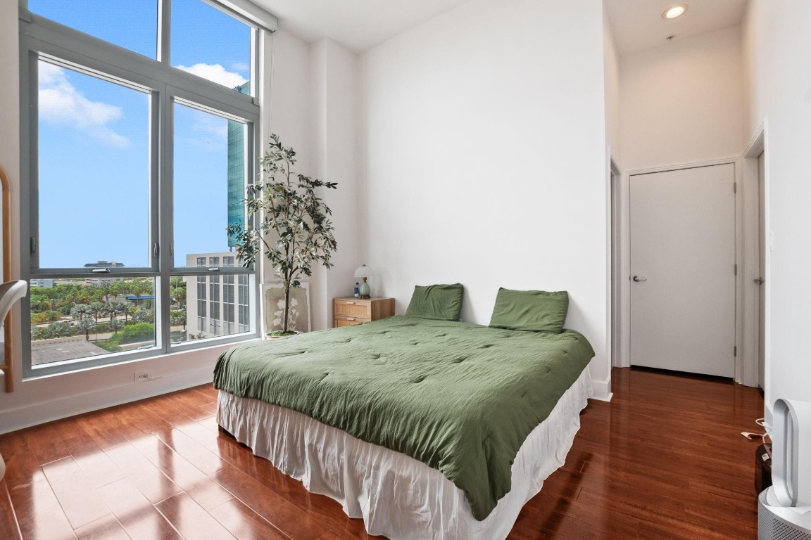 METROPOLIS II - Residential