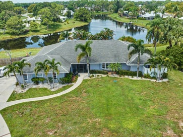 Treasure Coast Fixer Uppers 3 2185 NE Ocapi Court Jensen Beach FL 34957