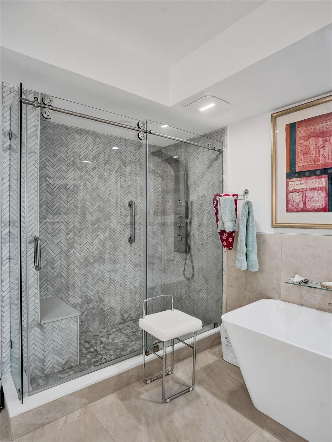 TOWNSEND PLACE CONDO - Residential