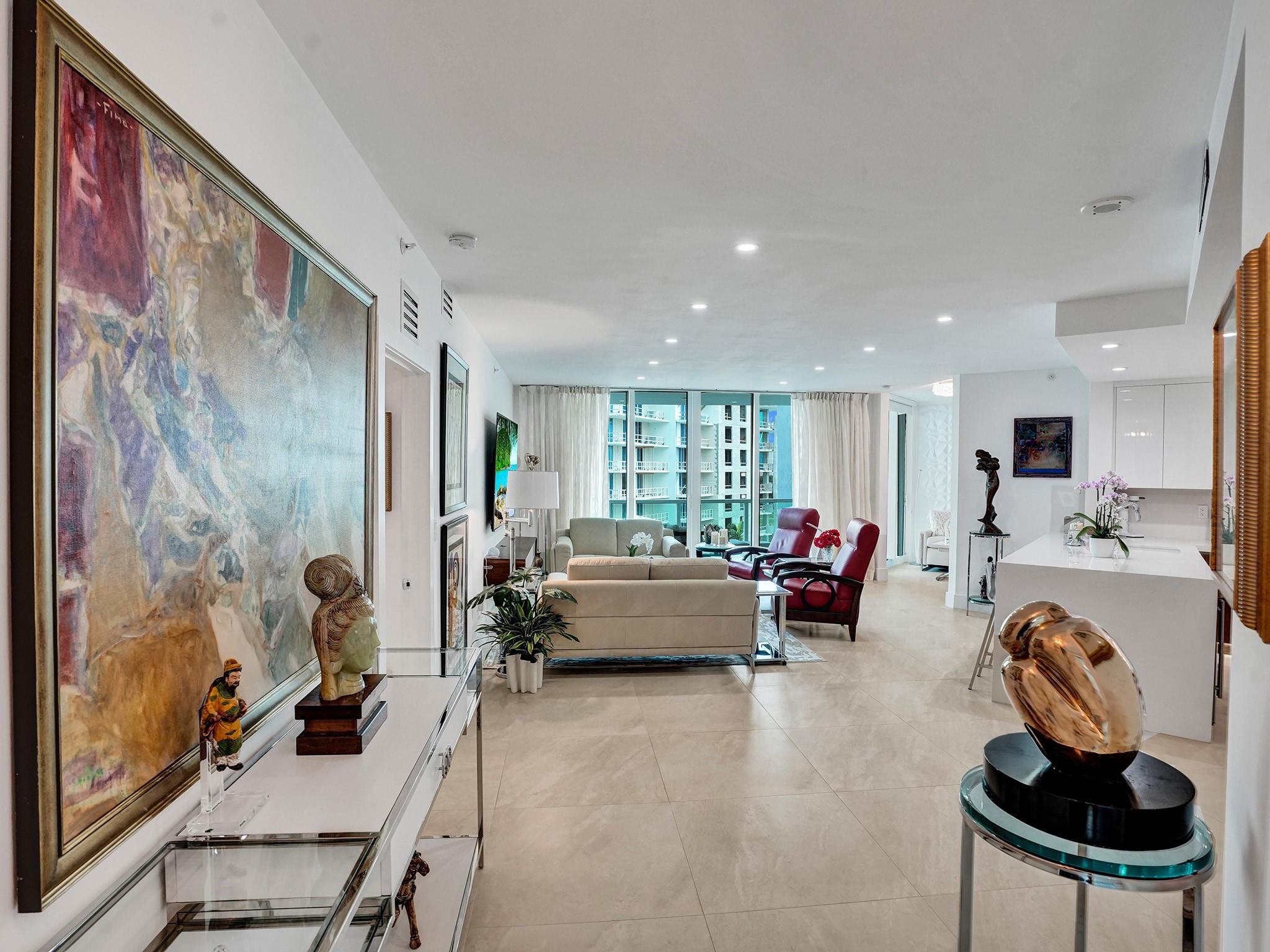 TOWNSEND PLACE CONDO - Residential