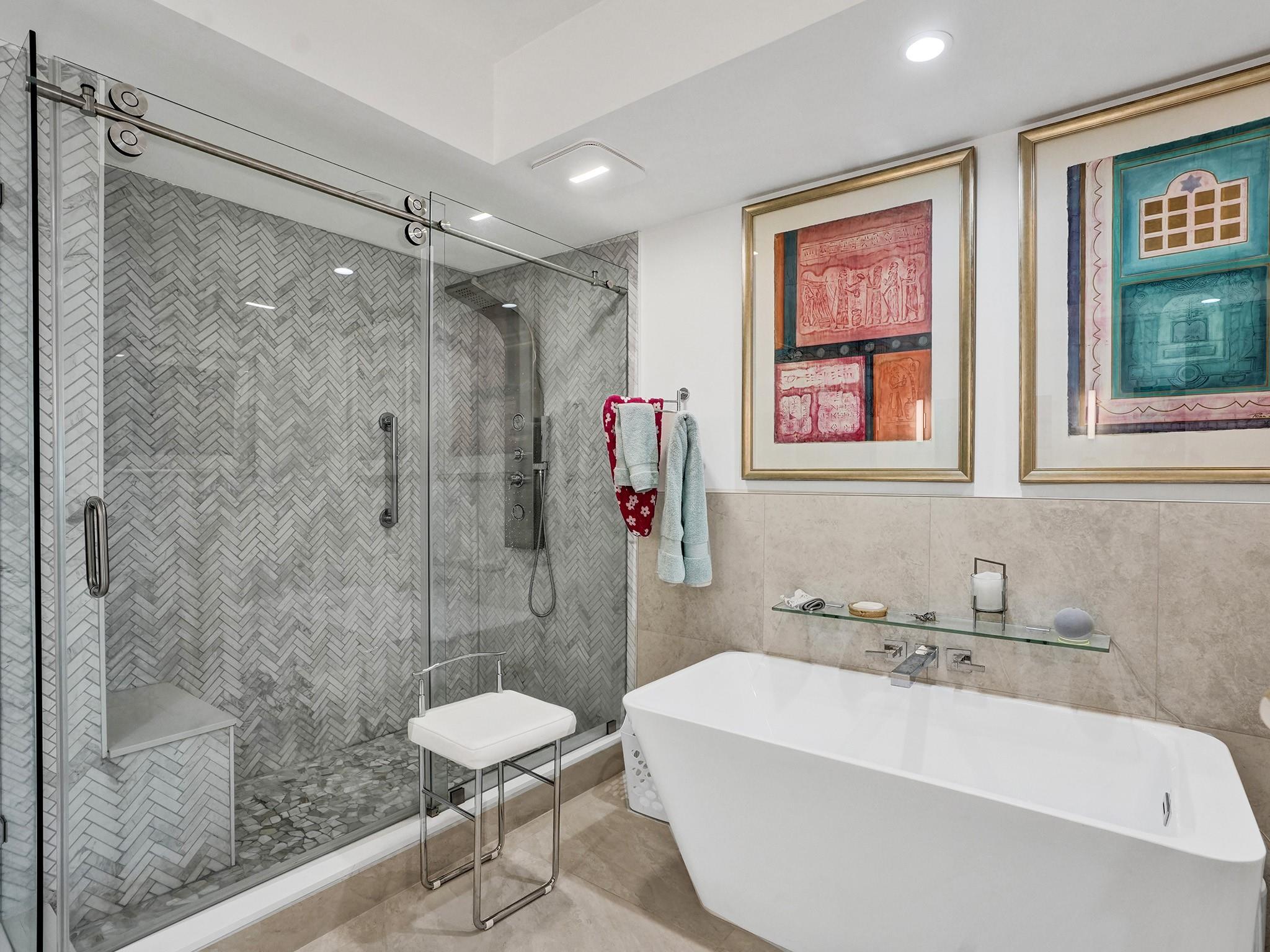 TOWNSEND PLACE CONDO - Residential
