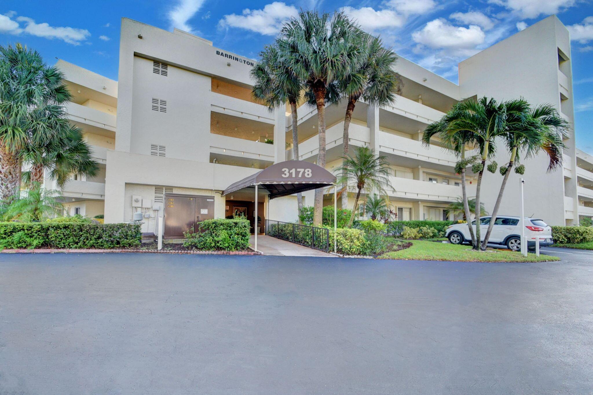 3178 Via Poinciana 201