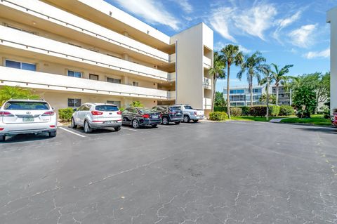 3178 Via Poinciana 201 Lake Worth FL 33467