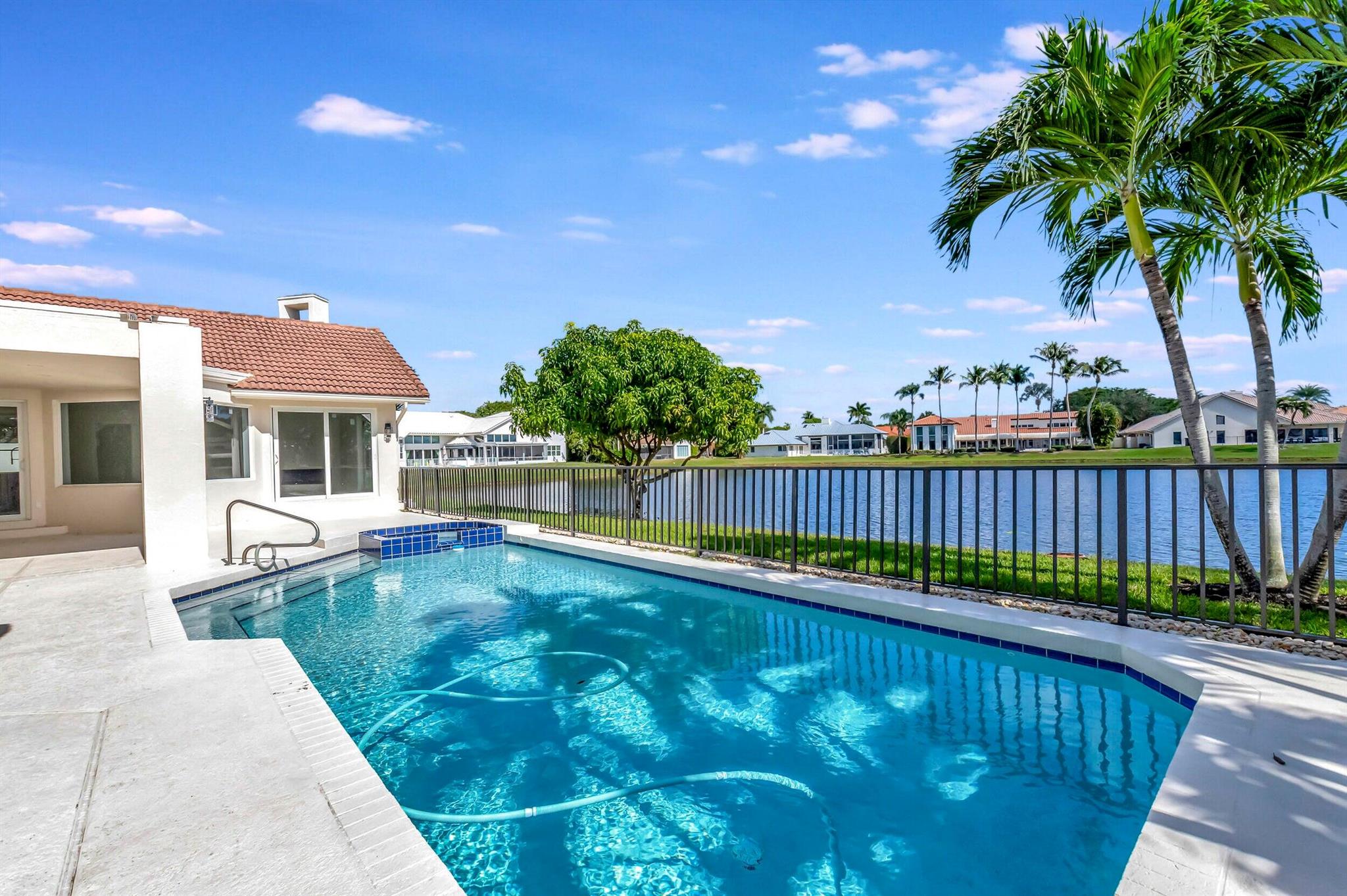 WOODFIELD HUNT CLUB II - Residential